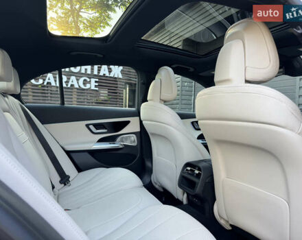 Бежевый Мерседес Е-Класс, объемом двигателя 2 л и пробегом 1 тыс. км за 75900 $, фото 29 на Automoto.ua