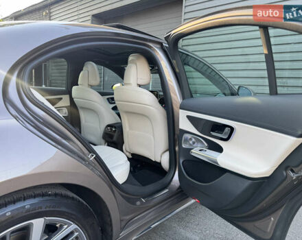 Бежевый Мерседес Е-Класс, объемом двигателя 2 л и пробегом 1 тыс. км за 75900 $, фото 26 на Automoto.ua