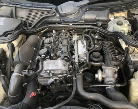 Бежевий Мерседес Е-Клас, об'ємом двигуна 2.15 л та пробігом 640 тис. км за 3900 $, фото 10 на Automoto.ua