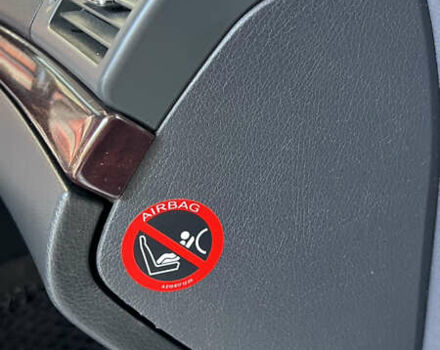 Бежевий Мерседес Е-Клас, об'ємом двигуна 3.22 л та пробігом 268 тис. км за 7950 $, фото 17 на Automoto.ua