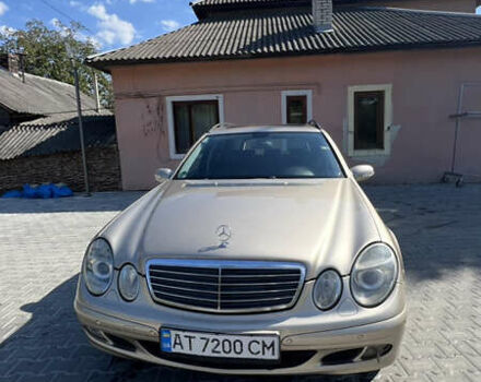 Бежевий Мерседес Е-Клас, об'ємом двигуна 3.22 л та пробігом 268 тис. км за 7950 $, фото 1 на Automoto.ua
