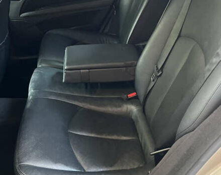 Бежевий Мерседес Е-Клас, об'ємом двигуна 3.22 л та пробігом 268 тис. км за 7950 $, фото 18 на Automoto.ua