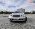 Бежевый Мерседес Е-Класс, объемом двигателя 2.2 л и пробегом 140 тыс. км за 7300 $, фото 1 на Automoto.ua