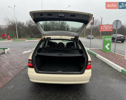 Бежевый Мерседес Е-Класс, объемом двигателя 2.15 л и пробегом 264 тыс. км за 5900 $, фото 17 на Automoto.ua