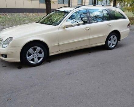 Бежевый Мерседес Е-Класс, объемом двигателя 2.2 л и пробегом 300 тыс. км за 4500 $, фото 7 на Automoto.ua