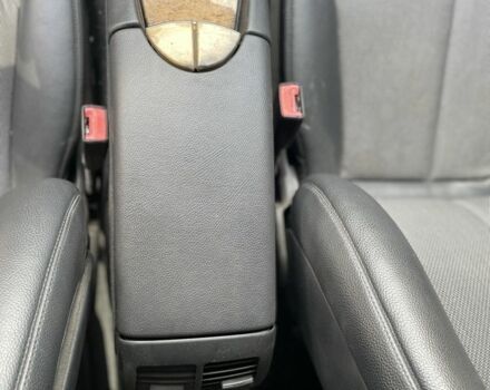 Бежевий Мерседес Е-Клас, об'ємом двигуна 2.2 л та пробігом 430 тис. км за 3300 $, фото 13 на Automoto.ua