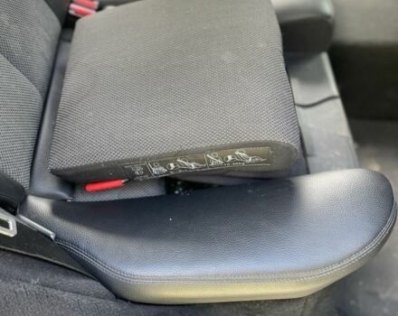 Бежевий Мерседес Е-Клас, об'ємом двигуна 2.2 л та пробігом 430 тис. км за 3300 $, фото 9 на Automoto.ua