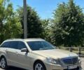 Бежевий Мерседес Е-Клас, об'ємом двигуна 1.8 л та пробігом 220 тис. км за 8200 $, фото 1 на Automoto.ua