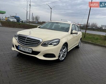 Бежевый Мерседес Е-Класс, объемом двигателя 2.14 л и пробегом 400 тыс. км за 12000 $, фото 1 на Automoto.ua