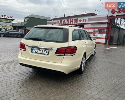 Бежевый Мерседес Е-Класс, объемом двигателя 2.14 л и пробегом 400 тыс. км за 12000 $, фото 4 на Automoto.ua