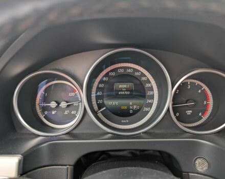 Бежевый Мерседес Е-Класс, объемом двигателя 2.1 л и пробегом 499 тыс. км за 10000 $, фото 11 на Automoto.ua