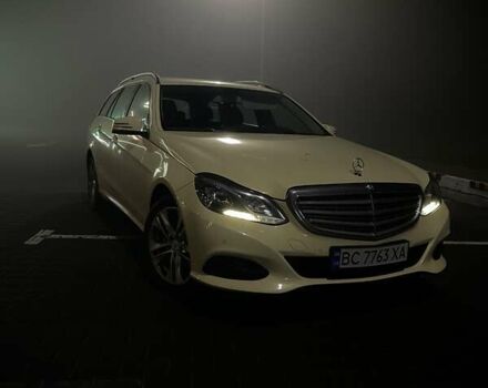Бежевый Мерседес Е-Класс, объемом двигателя 2.14 л и пробегом 400 тыс. км за 12000 $, фото 9 на Automoto.ua