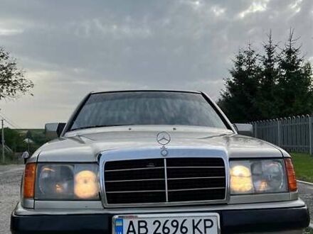 Мерседес Е-Клас 1986 у Вінниці на Automoto.ua Бежевий Мерседес Е-Клас, об'ємом двигуна 2 л та пробігом 280 тис. км за 2200 $, фото 1 на Automoto.ua