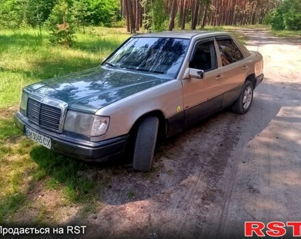 Бежевий Мерседес Е-Клас, об'ємом двигуна 2 л та пробігом 332 тис. км за 1800 $, фото 1 на Automoto.ua