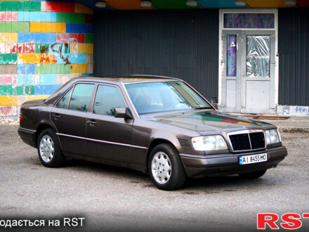 Мерседес Е-Класс 1991 в Боярка на Automoto.ua Бежевый Мерседес Е-Класс, объемом двигателя 3 л и пробегом 240 тыс. км за 3500 $, фото 1 на Automoto.ua
