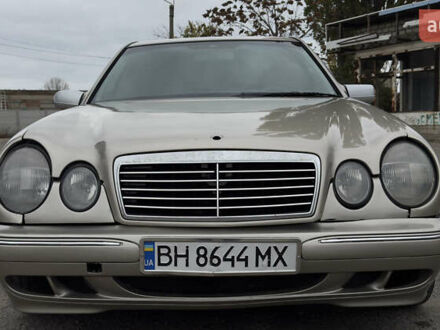 Бежевий Мерседес Е-Клас, об'ємом двигуна 3.2 л та пробігом 414 тис. км за 4200 $, фото 1 на Automoto.ua