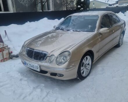 Бежевый Мерседес Е-Класс, объемом двигателя 2.7 л и пробегом 460 тыс. км за 5780 $, фото 1 на Automoto.ua