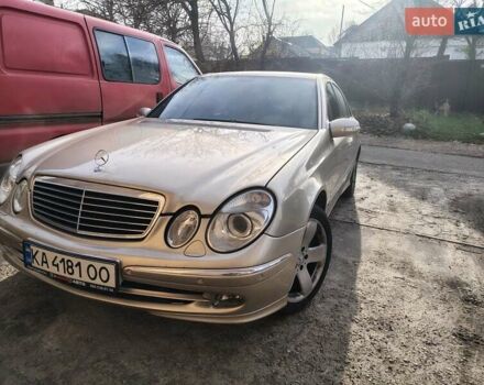 Бежевый Мерседес Е-Класс, объемом двигателя 3.2 л и пробегом 304 тыс. км за 6200 $, фото 1 на Automoto.ua