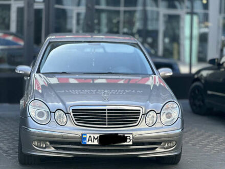 Бежевый Мерседес Е-Класс, объемом двигателя 3.22 л и пробегом 300 тыс. км за 7500 $, фото 1 на Automoto.ua