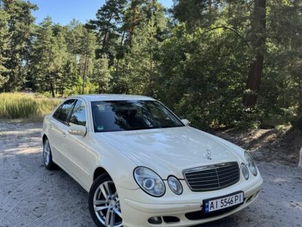 Мерседес Е-Класс 2006 в Тараще на Automoto.ua Бежевый Мерседес Е-Класс, объемом двигателя 1.8 л и пробегом 550 тыс. км за 6500 $, фото 1 на Automoto.ua
