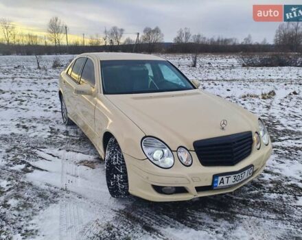 Бежевый Мерседес Е-Класс, объемом двигателя 2.15 л и пробегом 400 тыс. км за 6200 $, фото 1 на Automoto.ua