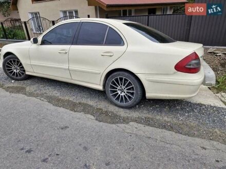 Бежевий Мерседес Е-Клас, об'ємом двигуна 1.8 л та пробігом 480 тис. км за 5050 $, фото 1 на Automoto.ua