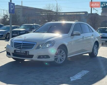 Бежевый Мерседес Е-Класс, объемом двигателя 1.8 л и пробегом 340 тыс. км за 8400 $, фото 1 на Automoto.ua