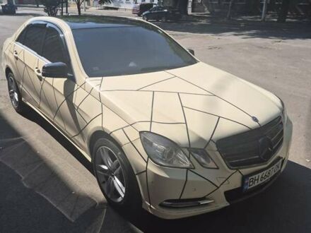Мерседес Е-Класс 2012 в Одессе на Automoto.ua Бежевый Мерседес Е-Класс, объемом двигателя 2.2 л и пробегом 520 тыс. км за 12700 $, фото 1 на Automoto.ua