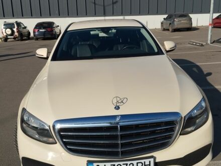 Мерседес Е-Клас 2016 у Белой Церкве на Automoto.ua Бежевий Мерседес Е-Клас, об'ємом двигуна 2 л та пробігом 392 тис. км за 15800 $, фото 1 на Automoto.ua