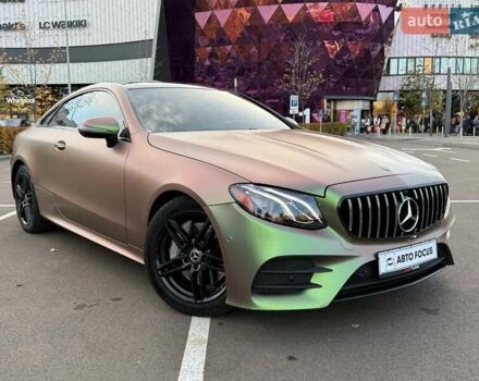 Бежевый Мерседес Е-Класс, объемом двигателя 3 л и пробегом 89 тыс. км за 34990 $, фото 1 на Automoto.ua