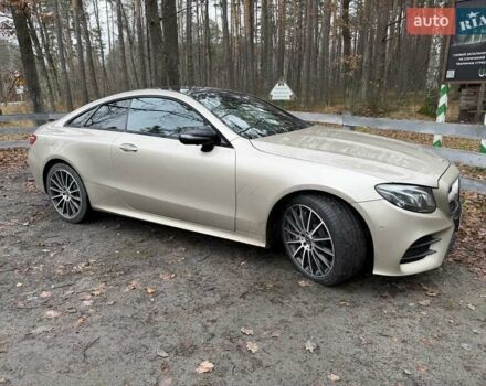 Бежевый Мерседес Е-Класс, объемом двигателя 3 л и пробегом 99 тыс. км за 48000 $, фото 1 на Automoto.ua