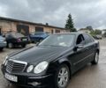 Черный Мерседес Е-Класс, объемом двигателя 3.2 л и пробегом 216 тыс. км за 3800 $, фото 1 на Automoto.ua