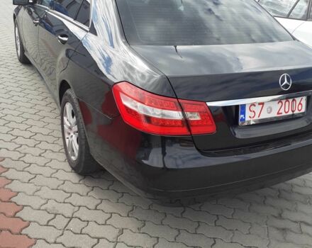 Чорний Мерседес Е-Клас, об'ємом двигуна 2.2 л та пробігом 239 тис. км за 12000 $, фото 4 на Automoto.ua