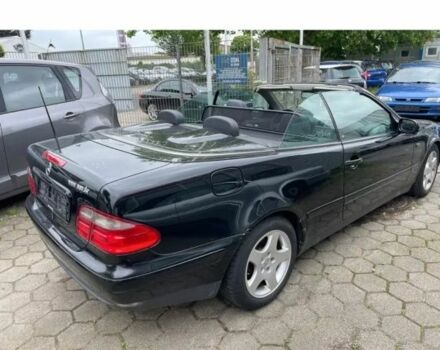 Чорний Мерседес Е-Клас, об'ємом двигуна 2 л та пробігом 300 тис. км за 3527 $, фото 4 на Automoto.ua