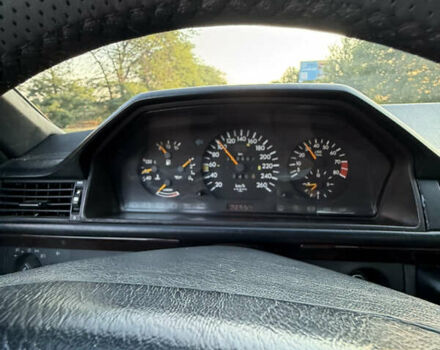 Чорний Мерседес Е-Клас, об'ємом двигуна 2.9 л та пробігом 330 тис. км за 15500 $, фото 44 на Automoto.ua