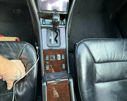 Чорний Мерседес Е-Клас, об'ємом двигуна 2.9 л та пробігом 330 тис. км за 15500 $, фото 7 на Automoto.ua