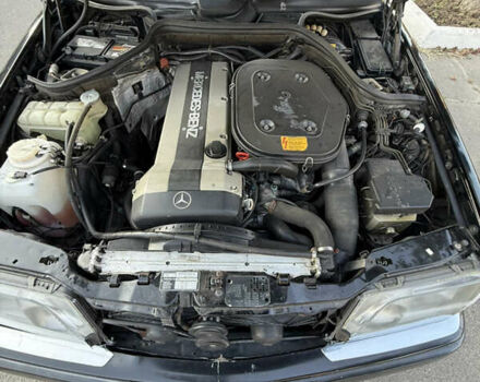 Чорний Мерседес Е-Клас, об'ємом двигуна 2.9 л та пробігом 330 тис. км за 15500 $, фото 35 на Automoto.ua