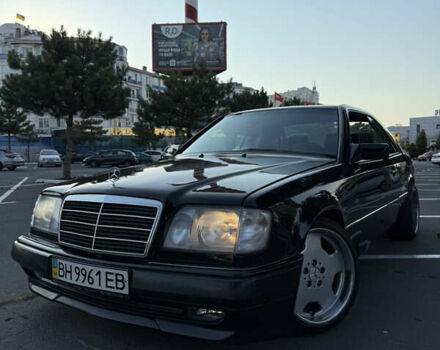 Чорний Мерседес Е-Клас, об'ємом двигуна 2.9 л та пробігом 330 тис. км за 15500 $, фото 3 на Automoto.ua