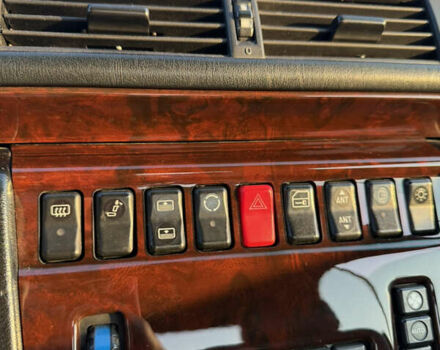 Чорний Мерседес Е-Клас, об'ємом двигуна 2.9 л та пробігом 330 тис. км за 15500 $, фото 41 на Automoto.ua