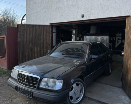 Черный Мерседес Е-Класс, объемом двигателя 2.2 л и пробегом 298 тыс. км за 6500 $, фото 28 на Automoto.ua