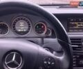 Черный Мерседес Е-Класс, объемом двигателя 2.2 л и пробегом 199 тыс. км за 10500 $, фото 4 на Automoto.ua