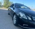 Черный Мерседес Е-Класс, объемом двигателя 2.2 л и пробегом 250 тыс. км за 15200 $, фото 12 на Automoto.ua
