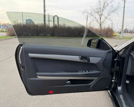 Черный Мерседес Е-Класс, объемом двигателя 3 л и пробегом 190 тыс. км за 13000 $, фото 22 на Automoto.ua