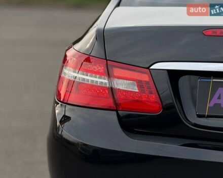 Черный Мерседес Е-Класс, объемом двигателя 3 л и пробегом 190 тыс. км за 13000 $, фото 21 на Automoto.ua