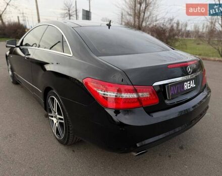 Черный Мерседес Е-Класс, объемом двигателя 3 л и пробегом 190 тыс. км за 13000 $, фото 27 на Automoto.ua