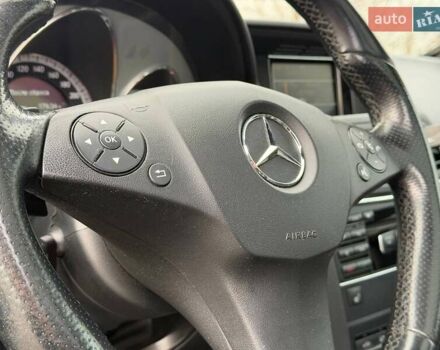 Черный Мерседес Е-Класс, объемом двигателя 3 л и пробегом 190 тыс. км за 13000 $, фото 55 на Automoto.ua