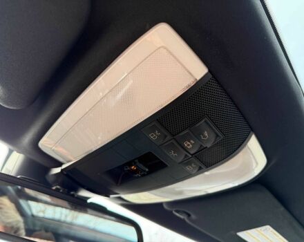 Черный Мерседес Е-Класс, объемом двигателя 3 л и пробегом 190 тыс. км за 13000 $, фото 15 на Automoto.ua