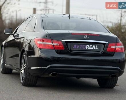 Черный Мерседес Е-Класс, объемом двигателя 3 л и пробегом 190 тыс. км за 13000 $, фото 20 на Automoto.ua