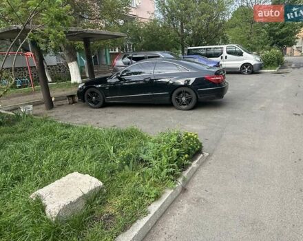Черный Мерседес Е-Класс, объемом двигателя 1.8 л и пробегом 256 тыс. км за 12000 $, фото 3 на Automoto.ua