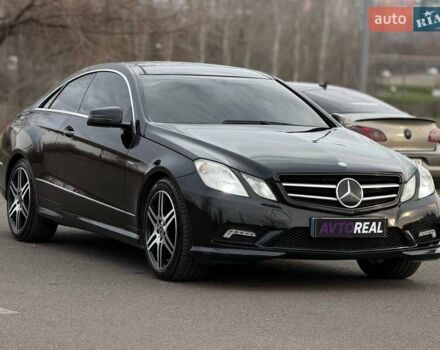Черный Мерседес Е-Класс, объемом двигателя 3 л и пробегом 190 тыс. км за 13000 $, фото 8 на Automoto.ua